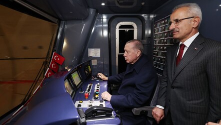 Türkiye demir ağlarla örülüyor! Bakan Uraloğlu projeleri tek tek açıkladı - ekonomi