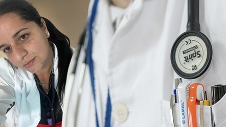 250 liraya internetten diploma aldı, 30 hastayı tedavi etti - dunya