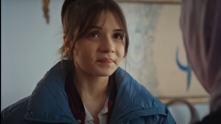 Kızıl Goncalar Mira kim, gerçek adı ne? Nefise Esma Yılmaz hayatı ve biyografisi - haberler