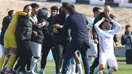 Arda Turan Süper Lig'e geliyor! Eyüpspor, Bandırmaspor'u son 3 dakikada attığı 2 golle devirdi - spor