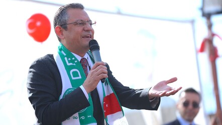 Özgür Özel isim vermedi, saf değiştiren başkanı eleştirdi! 'Adını anıp değer katmayacağım ama...' - politika