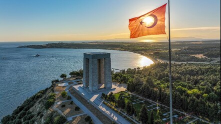 Şehitler Abidesi'ne 20 bin fidan dikildi! Çanakkale, Deniz Zaferi'nin 109. yıl dönümü kutlamaları için hazır - gundem