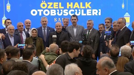 Murat Kurum'dan otobüs şoförlerine müjde: Göreve geldiğimde içerde kalan ücretleri zamlı ödeyeceğiz - politika
