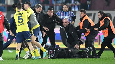 Trabzonspor Başkanı Ertuğrul Doğan'dan toplantı kararı! Fenerbahçe maçı sonrası harekete geçildi - spor