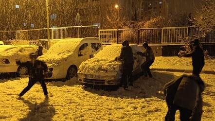 Van'da okullar tatil mi, hangi ilçelerde tatil? 20 Mart 2024 Van Valiliği açıkladı - haberler