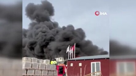 İstanbul'da işçilerin kaldığı prefabrik evde yangın çıktı - gundem