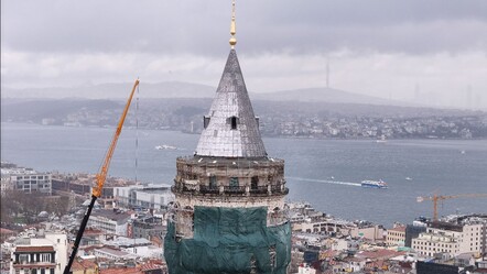 Galata Kulesi'nde son durum! Fileyle sarılan kule havadan görüntülendi - kultur-sanat