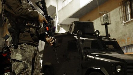 İstanbul'da DEAŞ operasyonu: 17 gözaltı - gundem
