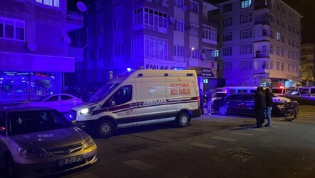 Kayseri'de sıcak saatler! Önce polise bıçak çekti, sonra apartmanı kapadı - gundem