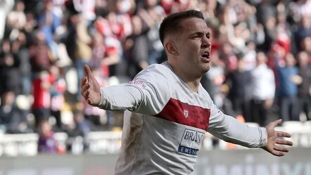 Beşiktaş'ın yeni sezondaki golcüsü Süper Lig'den! Arnavut yıldız kara kartalın listesinde - spor