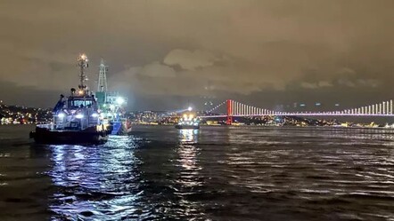 İstanbul Boğazı çift yönlü trafiğe kapatıldı - gundem
