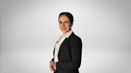 Özge Vataner Özege kimdir? CHP Erzincan Belediye Başkan Adayı Özge Vataner Özege hayatı ve kariyeri - biyografi