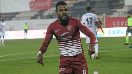Galatasaray, Süper Lig'in eski yıldızını istiyor! Gabonlu transfere sıcak bakıyor - spor