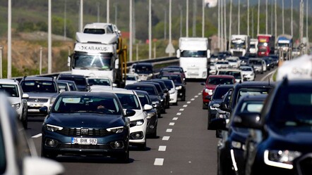 İstanbul'da bayram göçü: Trafik her dakika artıyor - gundem