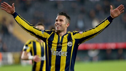 Yeni sezonda teknik direktör sürprizi! Robin van Persie göreve başlıyor - spor