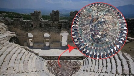 Bakanı taş eden kadın! Medusa mozaiği ziyarete açıldı - kultur-sanat