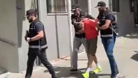 İnterpol'ün aradığı Rus dolandırıcı İzmir'den çıktı - gundem
