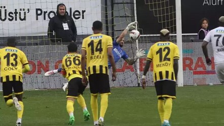 Süper Lig'de ilginç anlar! 'Oynamamızın anlamı yok' diyerek sahayı terk etmek istedi - spor