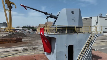 MKE’nin geliştirdiği Millî Deniz Topu, TCG AKHİSAR’a monte edildi! - teknoloji