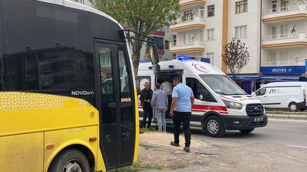 Aksaray'da yolcu dehşeti! Güzergahtan çıkmasını istediği şoförü bıçakla yaraladı - gundem