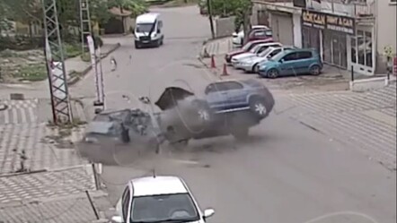 Kahreden kaza! Baba öldü, 9 yaşındaki kızı ağır yaralı - gundem