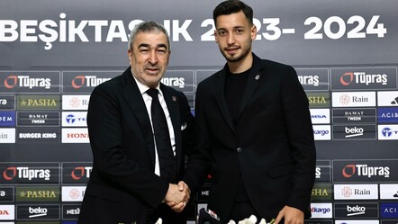 Beşiktaş'tan Fenerbahçe derbisi öncesi sürpriz hamle! 4 futbolcuyla yeni sözleşme imzalandı - spor
