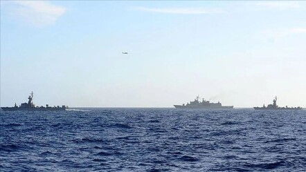 Kızıldeniz’de gerilim sürüyor! İngiliz gemisine saldıran Husiler, ABD İHA'sını düşürdü - dunya