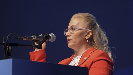 Rakibi Koray Aydın için oy istedi... Delegelerin yuhaladığı İyi Partili Kodaz salonu terk etti - politika