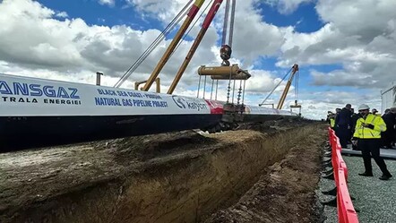Romanya doğalgazına Türk şirket imzası! Karadeniz kıyısı-Podişor doğalgaz hattında ilk boru indirildi - haberler