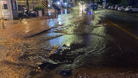 Bodrum'da içme suyu hattında patlama: Yollar göl oldu - gundem