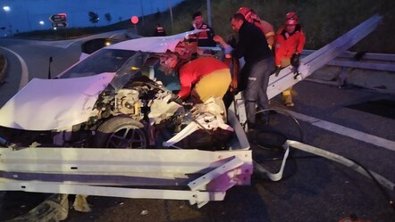 Bursa'da feci kaza! Baba öldü, anne ve çocukları ağır yaralı - gundem