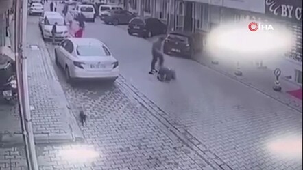 Market sahibinin hırsızı feci şekilde darp ettiği anlar kamerada - gundem