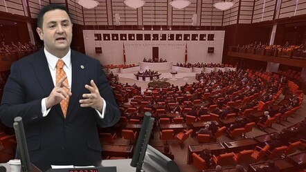 İslamiyet'e dil uzatan Umut Akdoğan'a öfke: Zulüm arıyorsan CHP tarihine bak - gundem