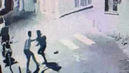 Balıkesir'de öldürülen kuryenin saldırıya uğradığı anlar kamerada - gundem