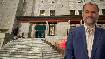 Fatih Camii'deki bıçaklı saldırıda ilk duruşma! Yaralanan imam o anları anlattı - yasam