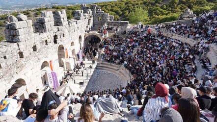 2 bin yıl sonra ilk faaliyet! Kibyra Antik Kenti'nde konser verildi - kultur-sanat