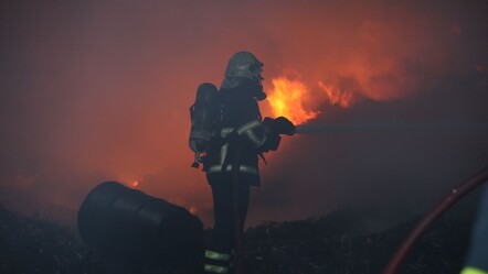 Kırklareli’nde yağ fabrikasında yangın! İşçiler tahliye edildi, itfaiye, AFAD ve 112 ekipleri olay yerinde - gundem