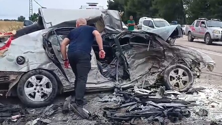 Trafik kazası sonrası ortalık savaş alanına döndü - gundem