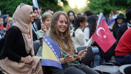 Türkçe dünyayı sarıyor! Bosna'da Türk dizileri sayesinde ikinci dil oldu - dunya