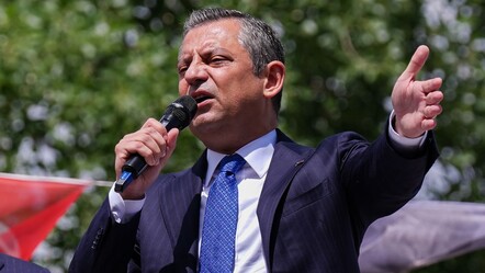 CHP lideri Özel'den canlı yayında adaylık açıklaması: İmamoğlu ve Yavaş fark etmez 3. isim de olabilir - gundem