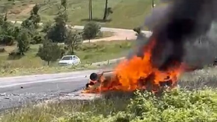 Feci kaza! Araç sürücüsü yanarak can verdi, 7 kişi yaralandı - dunya