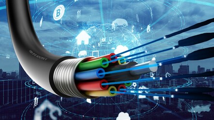 Hakkari'de hızlı internet için ekipler 2 kilometre boyunca fiber optik kabloyu taşıdı! - teknoloji