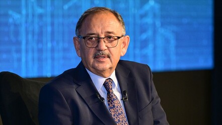 Bakan Özhaseki afet bölgesindeki evlerin sağlamlığını 'fay hattı' örneğiyle anlattı - gundem
