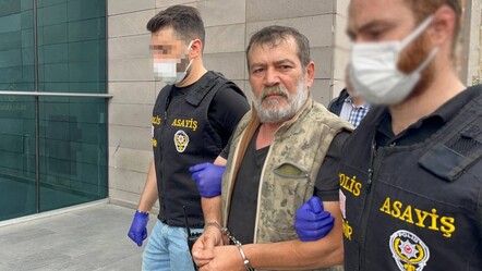 'Yakın arkadaş' cinayeti! Elini kolunu sallayarak gezdi, 18 yıl sonra yakalandı - gundem