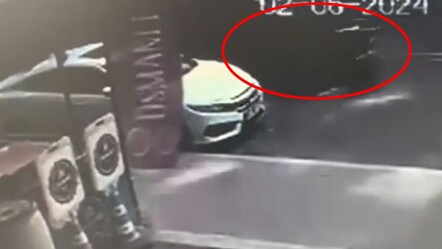 Küçükçekmece'deki faciadan saniyelerle kurtuldular: O anlar kamerada - gundem