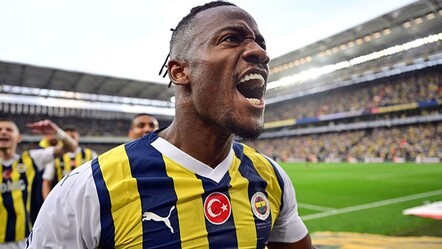 Michy Batshuayi imzalıyor! Belçikalı golcü, Süper Lig'de oynamaya devam edecek - spor