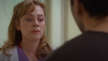 Ödül gecesine tekerlekli sandalyeyle katılan Demet Evgar hayranlarını korkuttu - magazin