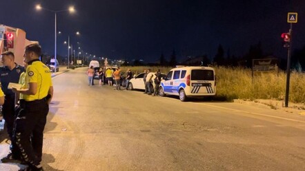Bursa'da feci kaza! Kırmızı ışıkta geçti, dehşet saçtı: 8 yaralı - gundem