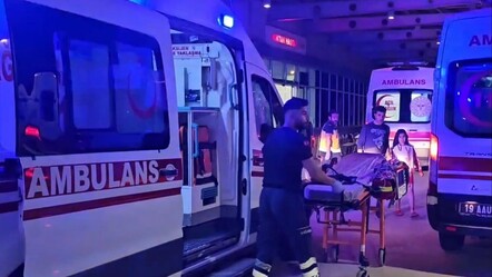 Çorum'da iki otomobil çarpıştı: 7 yaralı - gundem