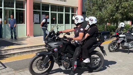 Edirne'de AYT sınavı öncesinde kimliğini unutan öğrenciyi Yunus Timi yetiştirdi - gundem